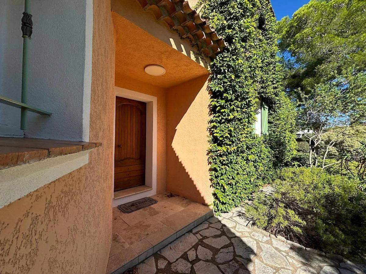 Villa Chez-Nous C'Est Chez Vous, Piscine, Plages Et Golfs Saint-Raphael