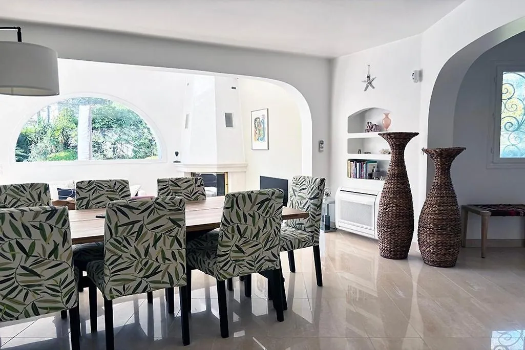 Villa Chez-Nous C'Est Chez Vous, Piscine, Plages Et Golfs Saint-Raphael