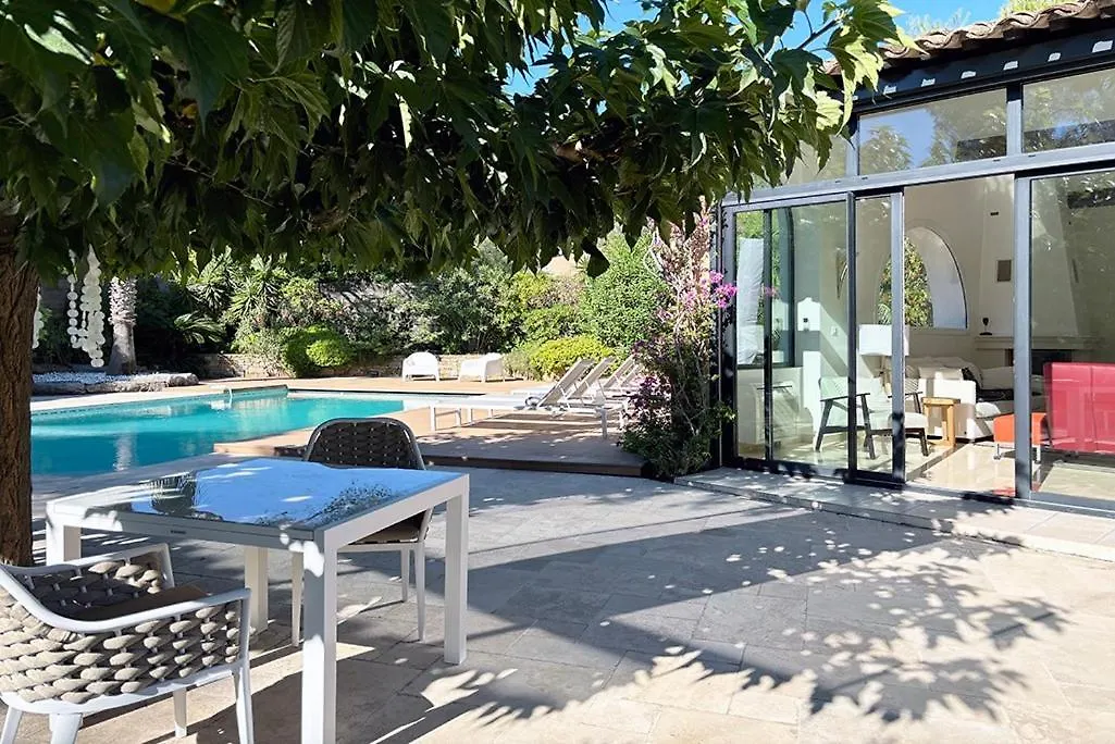 Villa Chez-Nous C'Est Chez Vous, Piscine, Plages Et Golfs Saint-Raphael  0*, Saint-Raphael (Var) France
